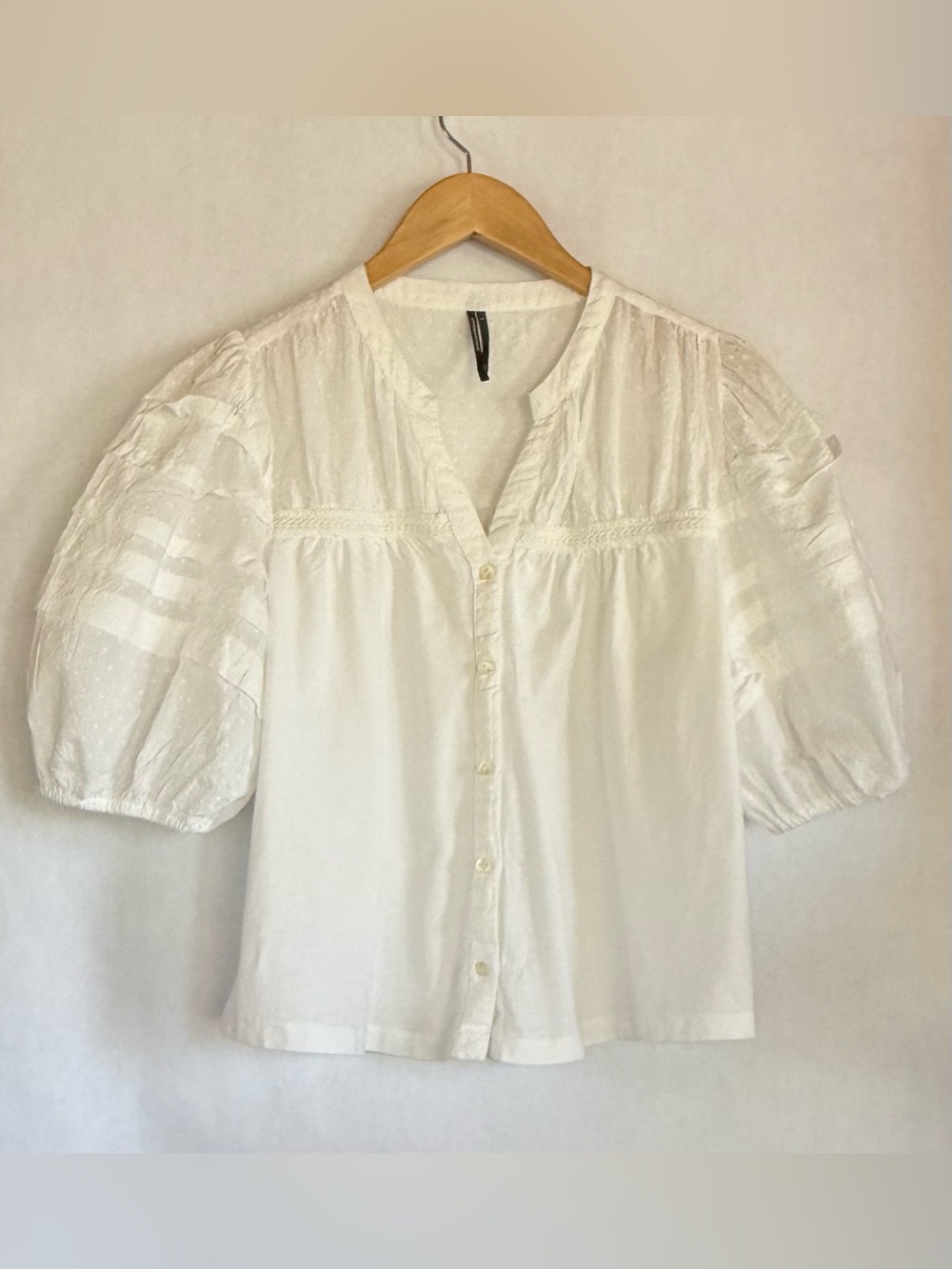 Anthropologie Ivory Puff Sleeve Button-Down Blouse